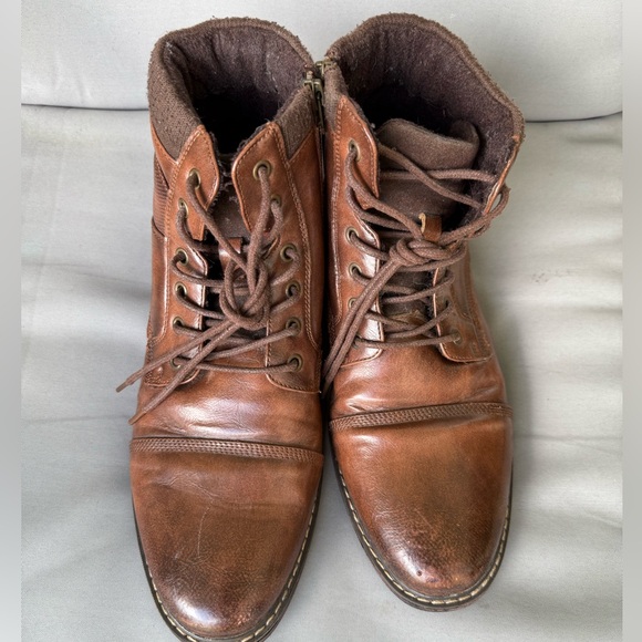 Men's Classic Brown Leather Lace-Up Boots - Picture 1 of 9